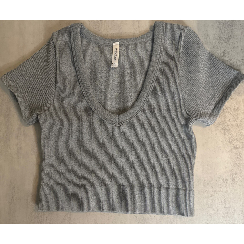 Zenana Grey Ribbed V-Neck Crop Top L/XL